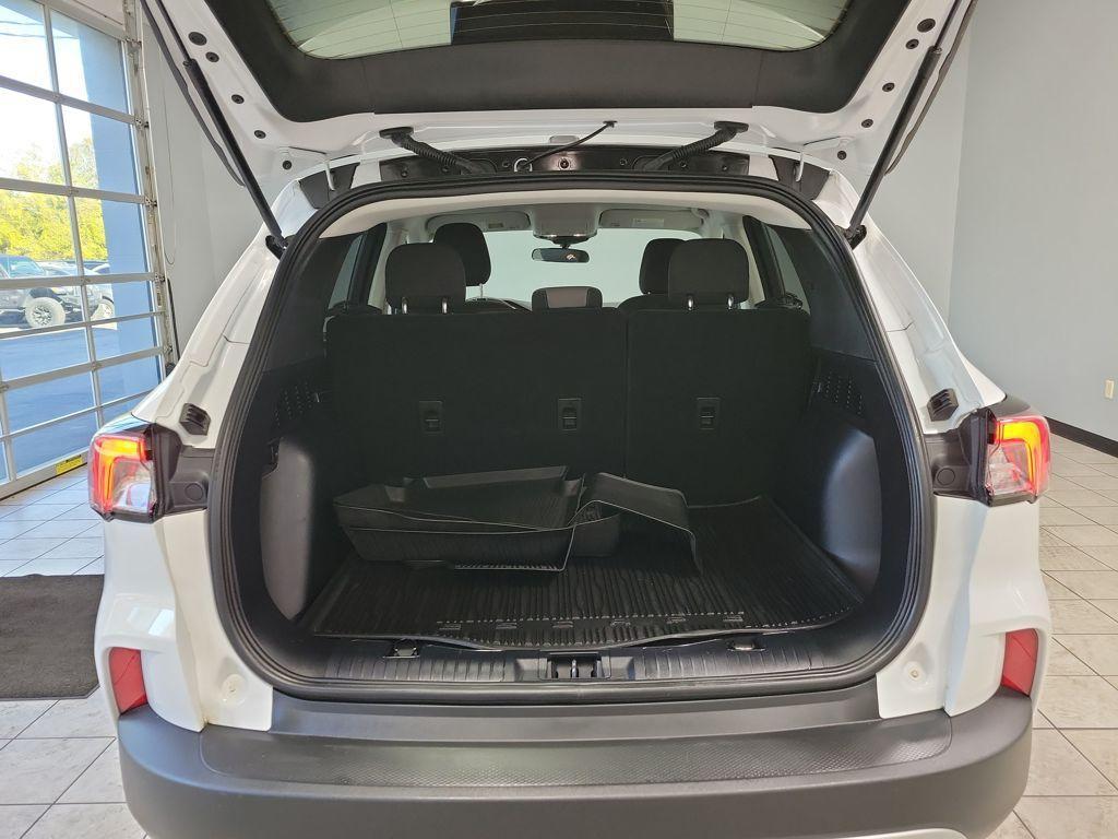 used 2022 Ford Escape car, priced at $21,999