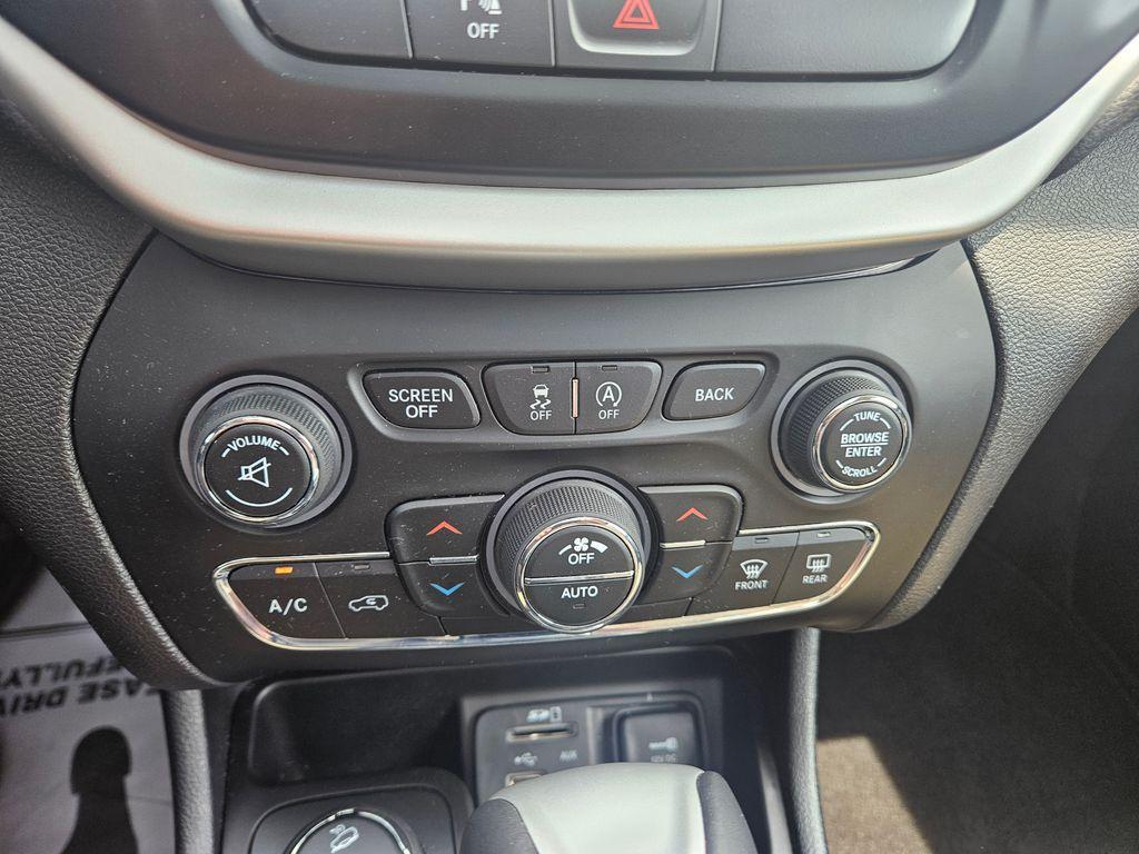 used 2018 Jeep Cherokee car, priced at $21,000