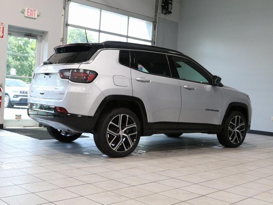 new 2024 Jeep Compass car, priced at $34,247