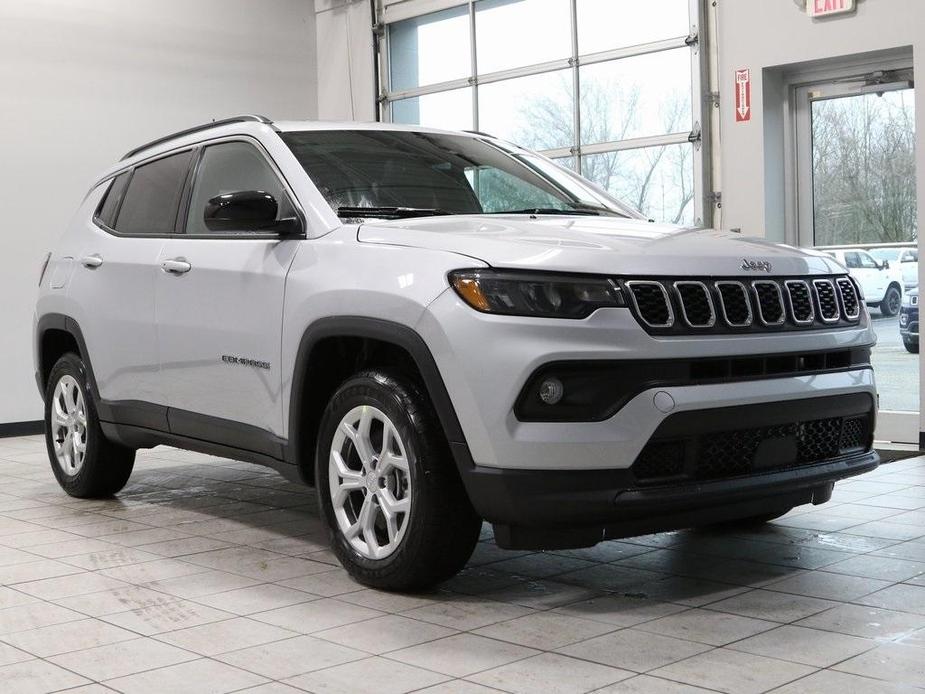 new 2024 Jeep Compass car, priced at $34,000