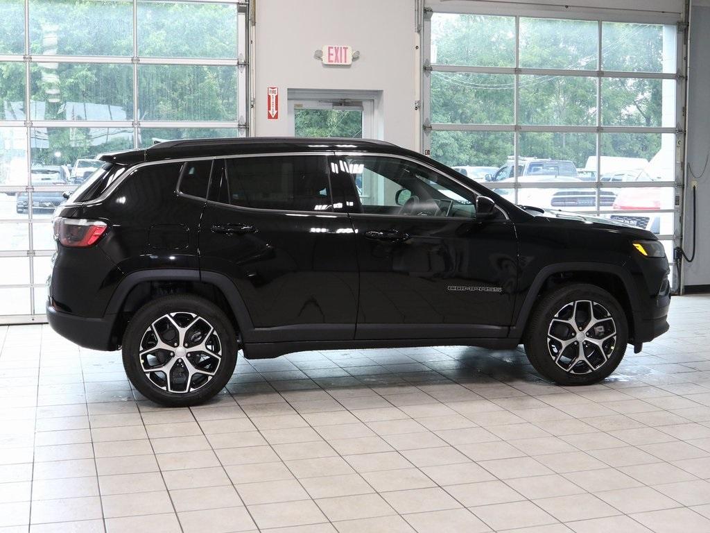 new 2024 Jeep Compass car, priced at $30,976