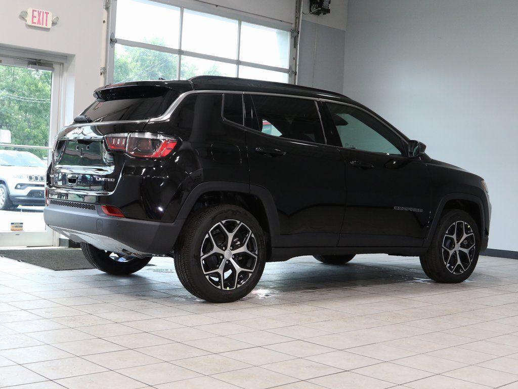 new 2024 Jeep Compass car, priced at $33,476