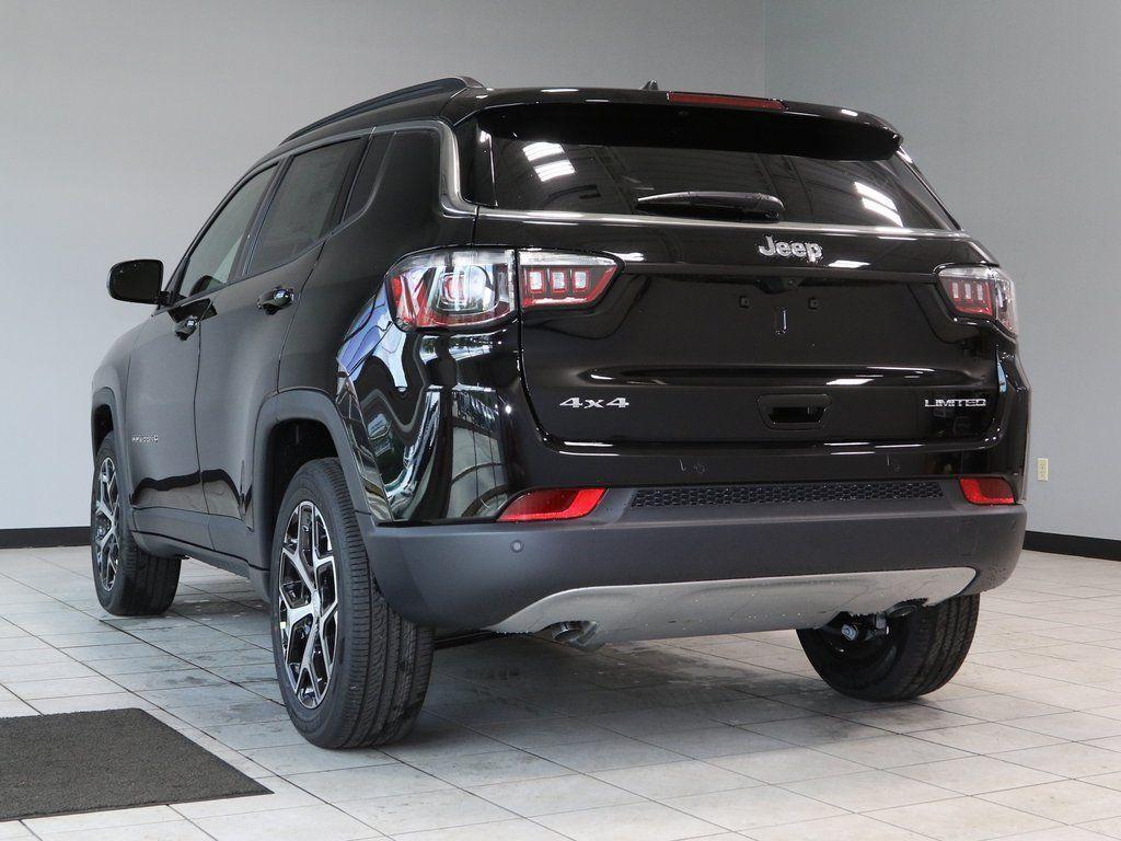 new 2024 Jeep Compass car, priced at $33,476