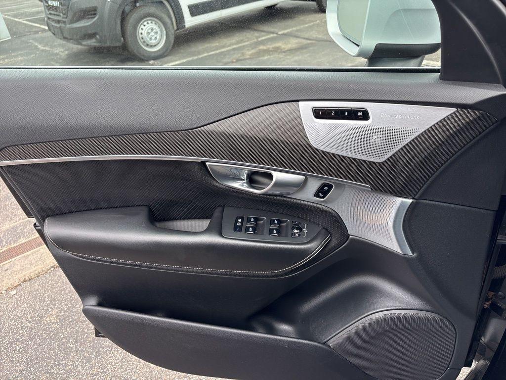 used 2018 Volvo XC90 car, priced at $12,999