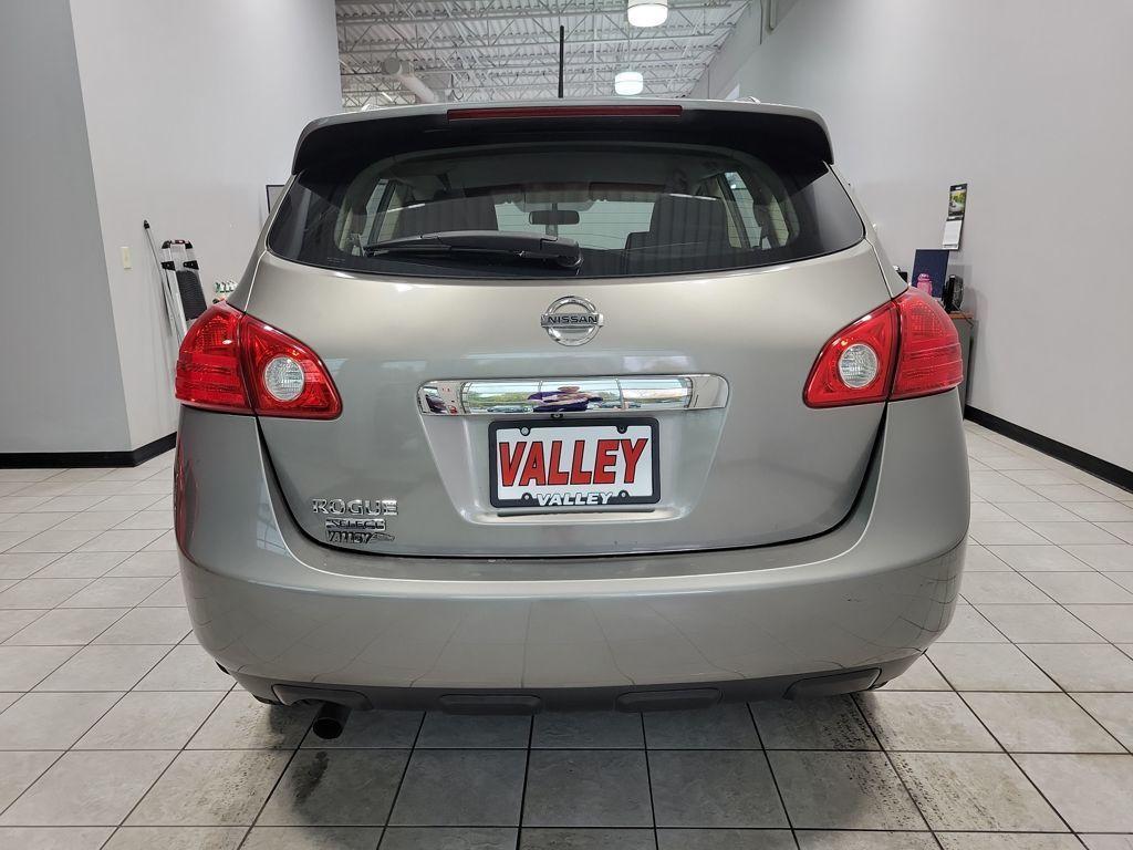 used 2014 Nissan Rogue Select car, priced at $10,999