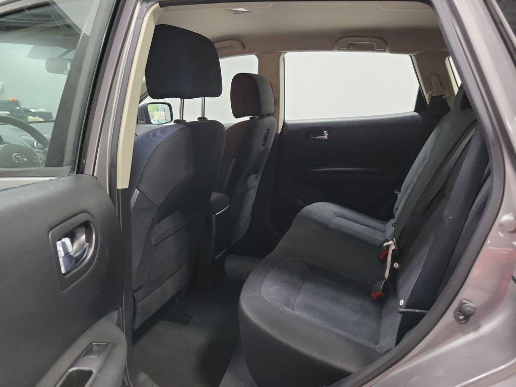 used 2014 Nissan Rogue Select car, priced at $10,999