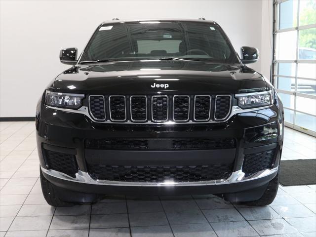 new 2024 Jeep Grand Cherokee L car, priced at $37,539