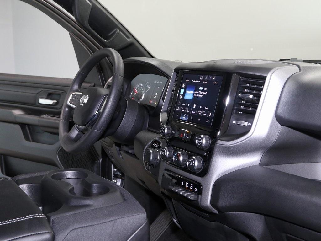 new 2025 Ram 1500 car, priced at $42,947