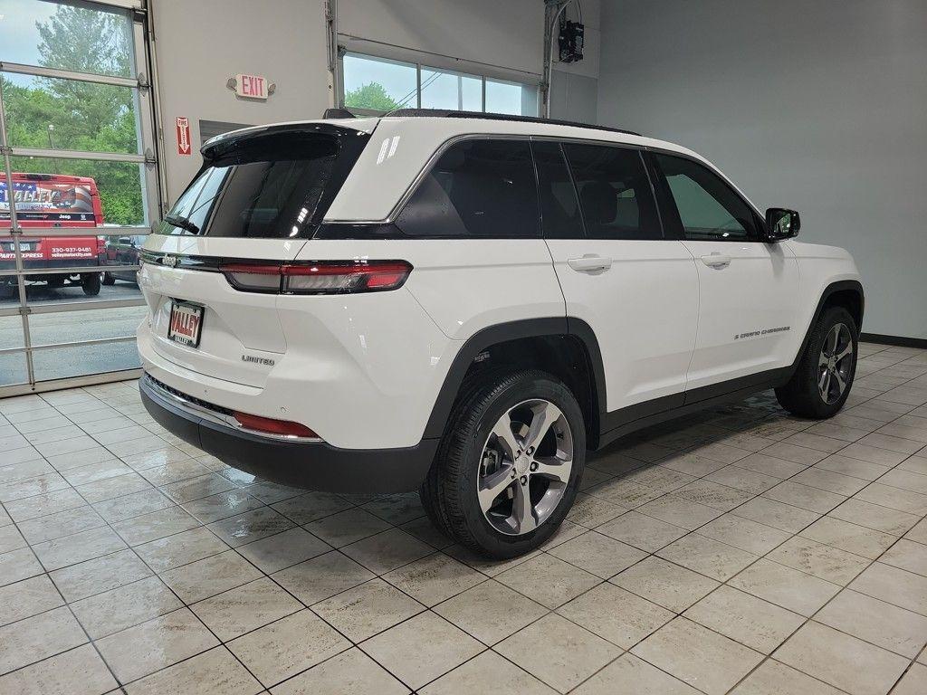 new 2025 Jeep Grand Cherokee car, priced at $48,259
