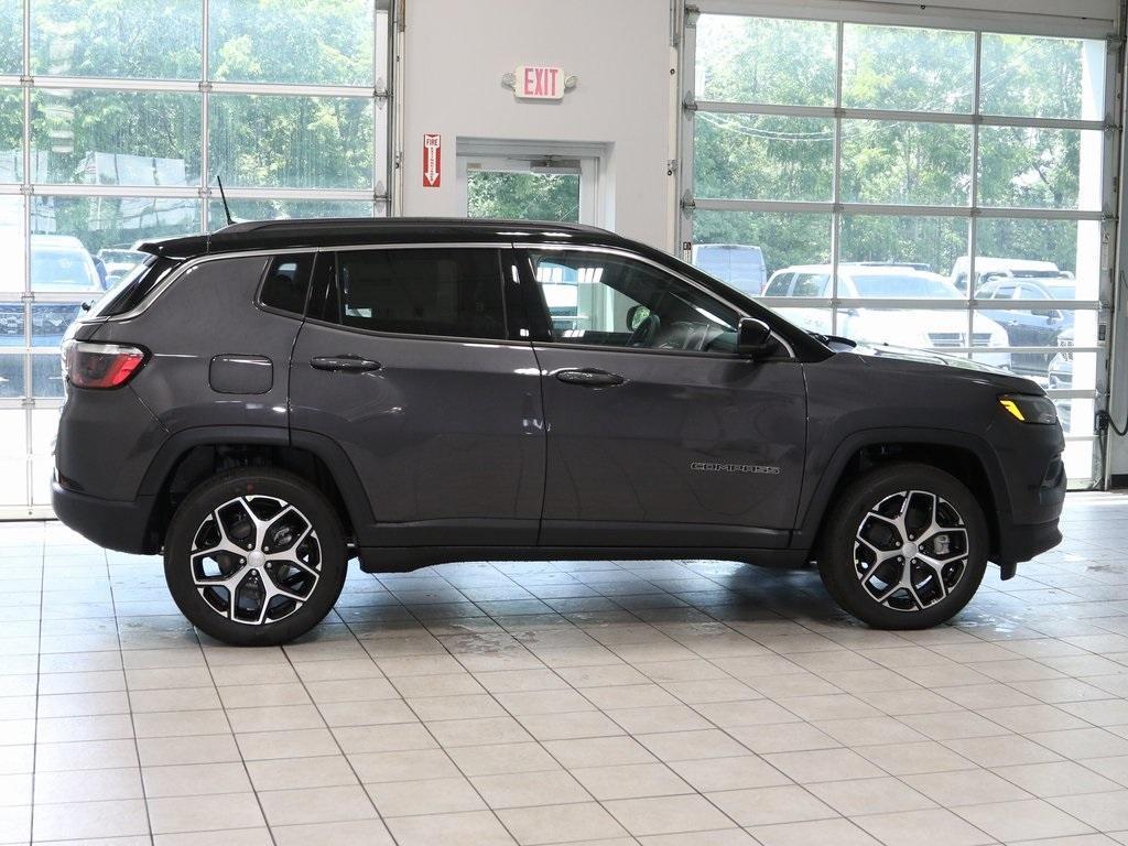 new 2024 Jeep Compass car, priced at $30,976