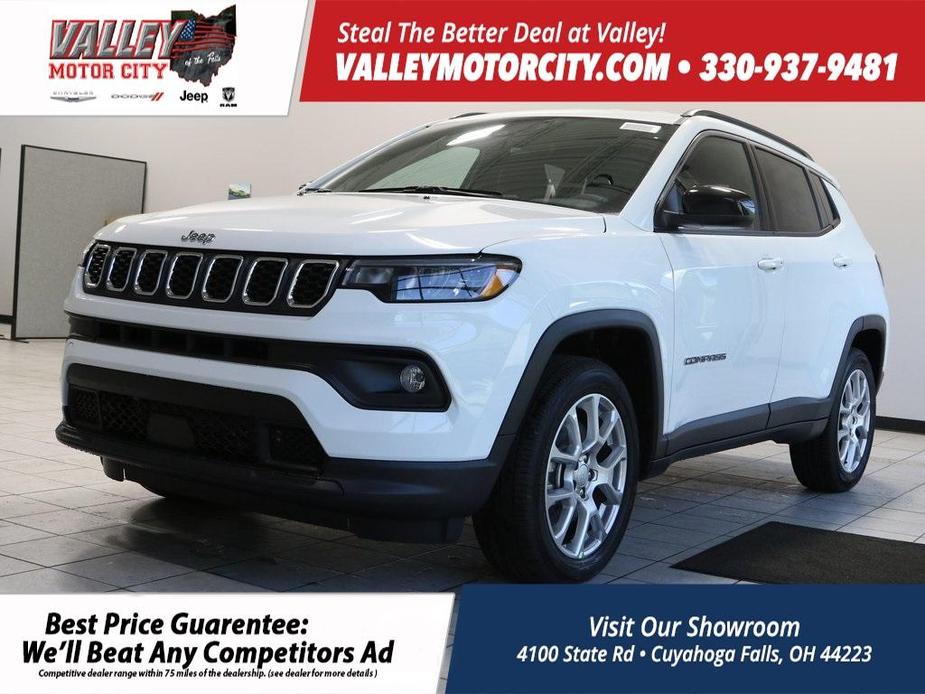 new 2024 Jeep Compass car, priced at $32,490