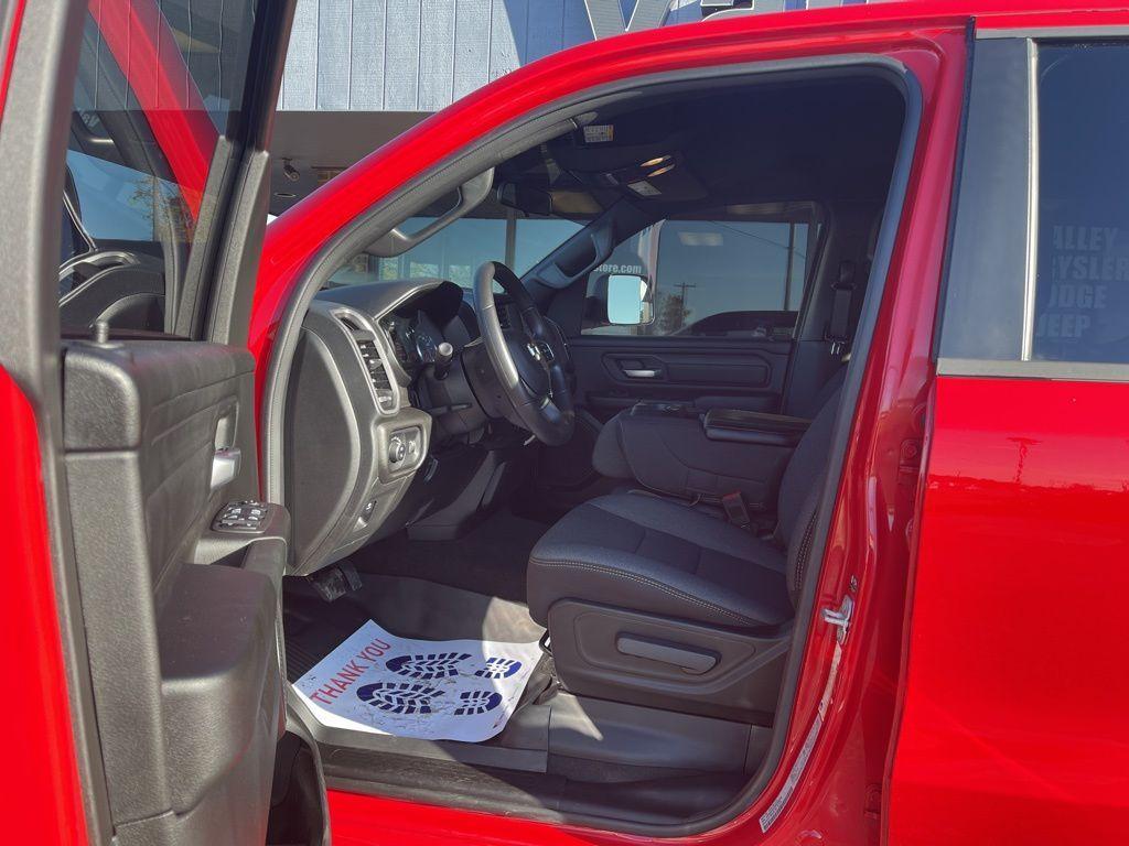 new 2024 Ram 1500 car, priced at $52,393