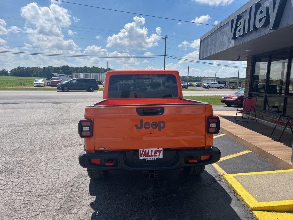 new 2025 Jeep Gladiator car, priced at $54,278