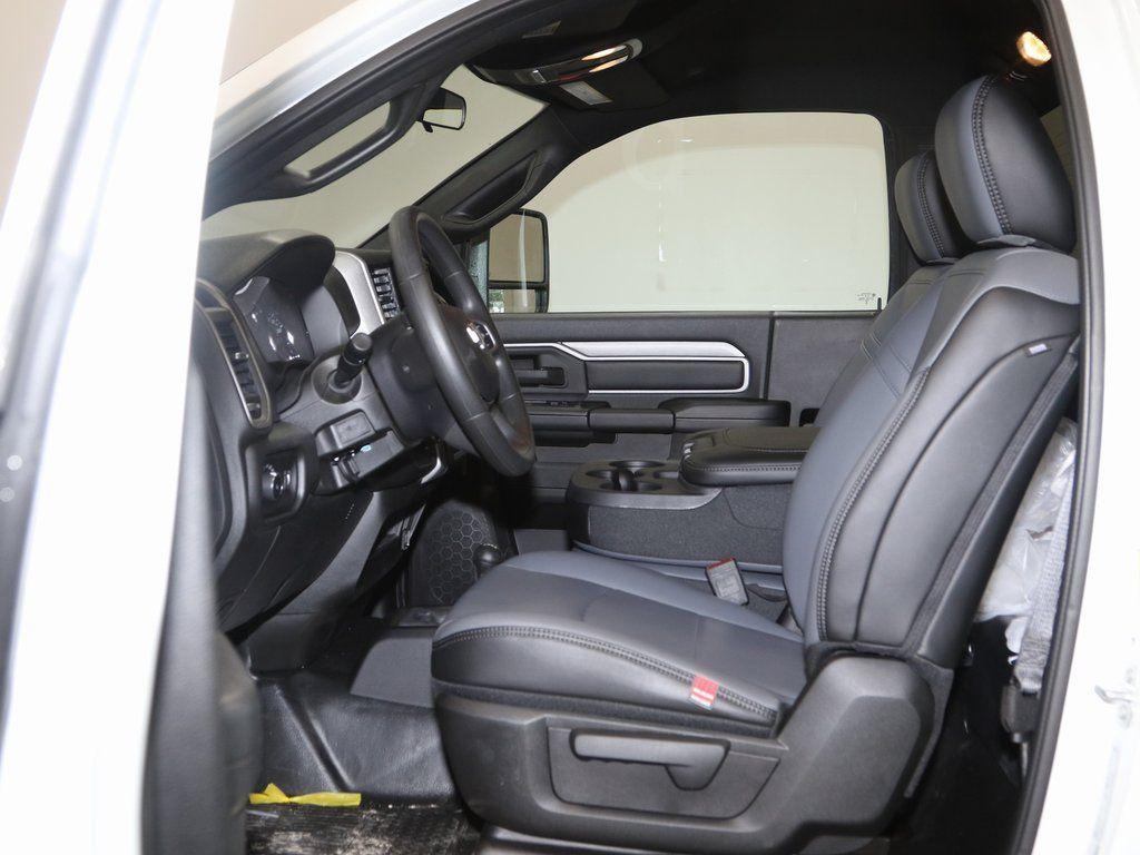 new 2024 Ram 2500 car, priced at $46,432