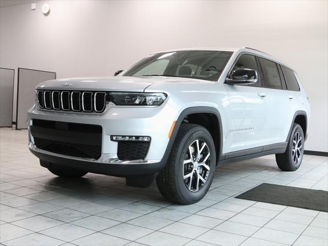 new 2024 Jeep Grand Cherokee L car, priced at $39,703