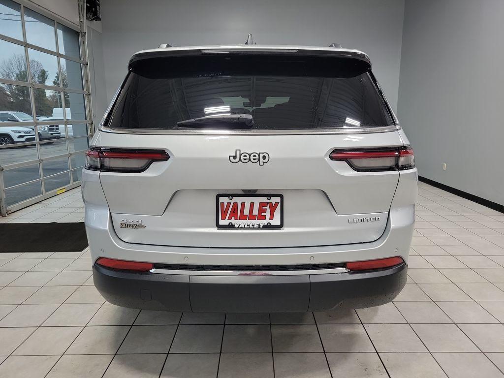 new 2025 Jeep Grand Cherokee L car, priced at $48,576