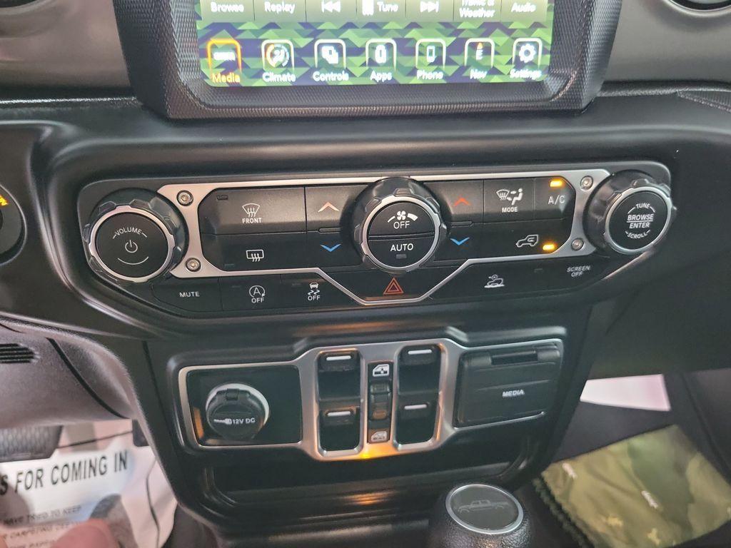 used 2023 Jeep Gladiator car, priced at $35,999