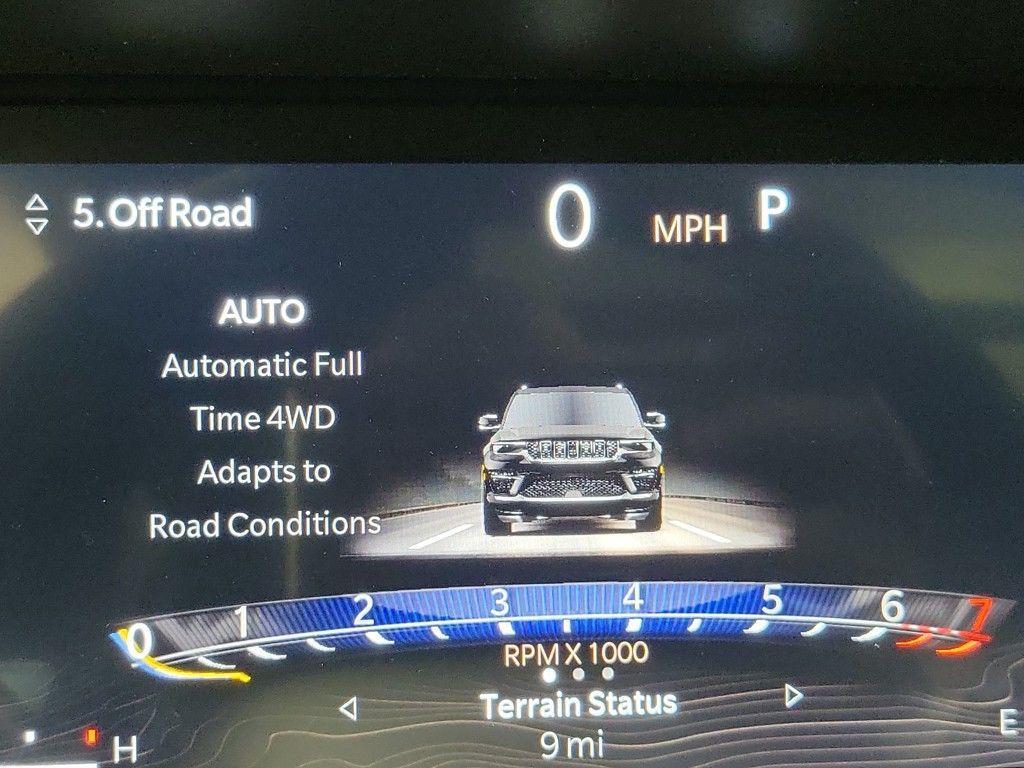 new 2025 Jeep Grand Cherokee car, priced at $47,835