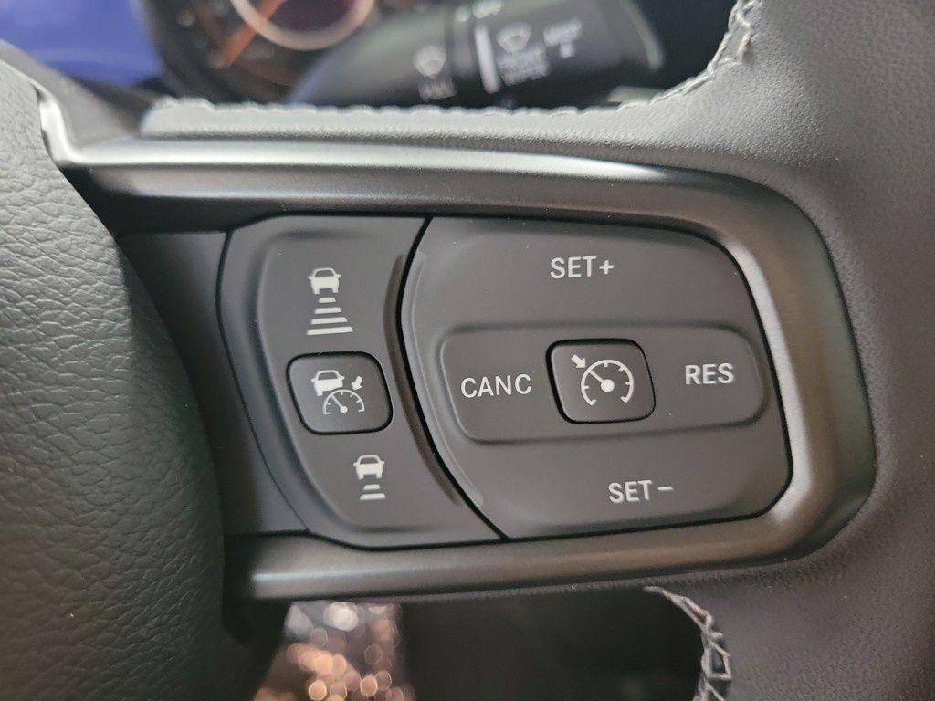 new 2025 Jeep Gladiator car, priced at $45,489