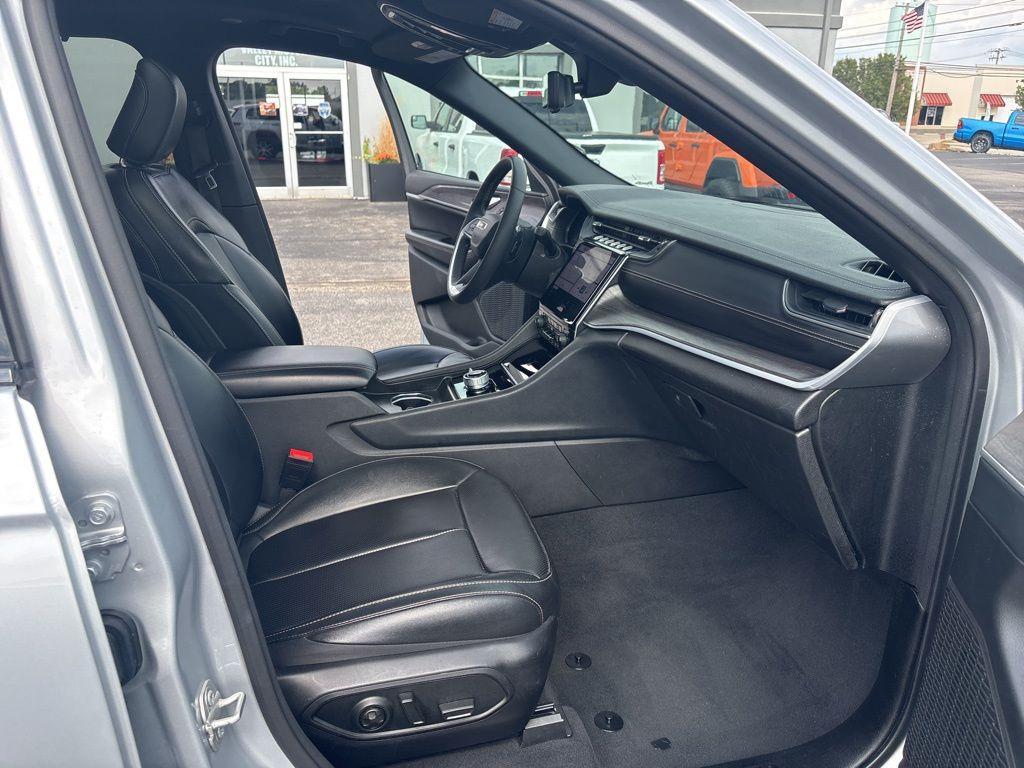 used 2024 Jeep Grand Cherokee L car, priced at $35,499