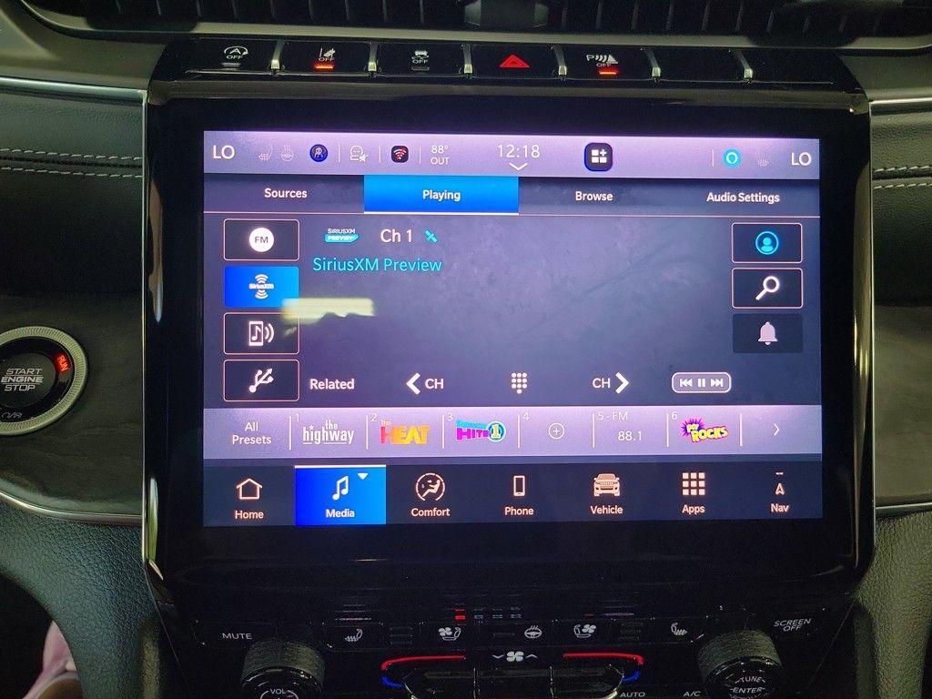 new 2025 Jeep Grand Cherokee car, priced at $54,861
