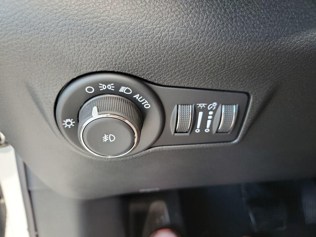 new 2026 Jeep Compass car, priced at $35,005