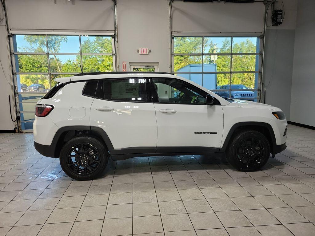 new 2026 Jeep Compass car, priced at $35,005