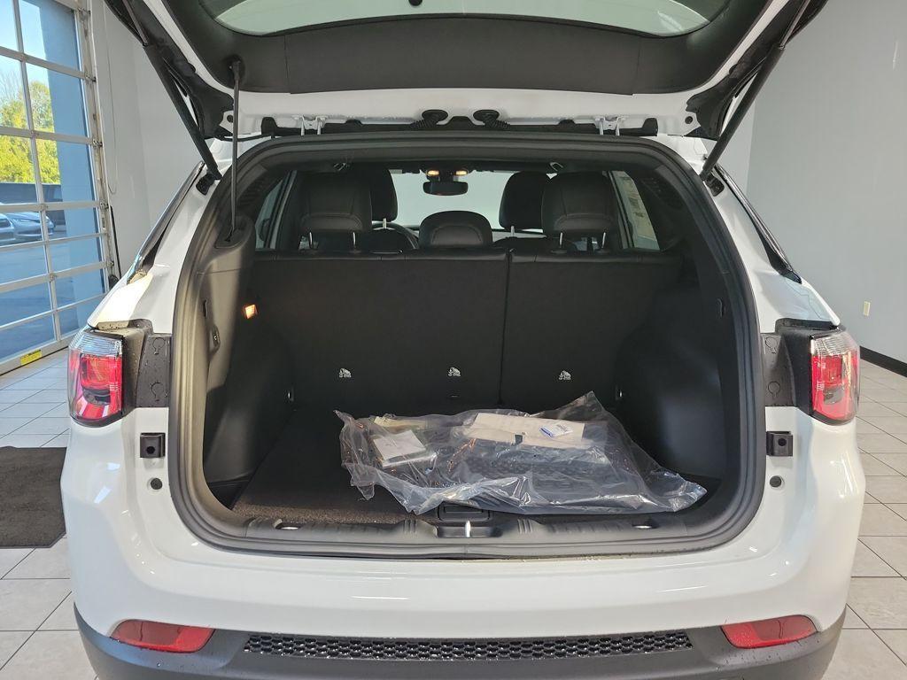 new 2026 Jeep Compass car, priced at $37,965