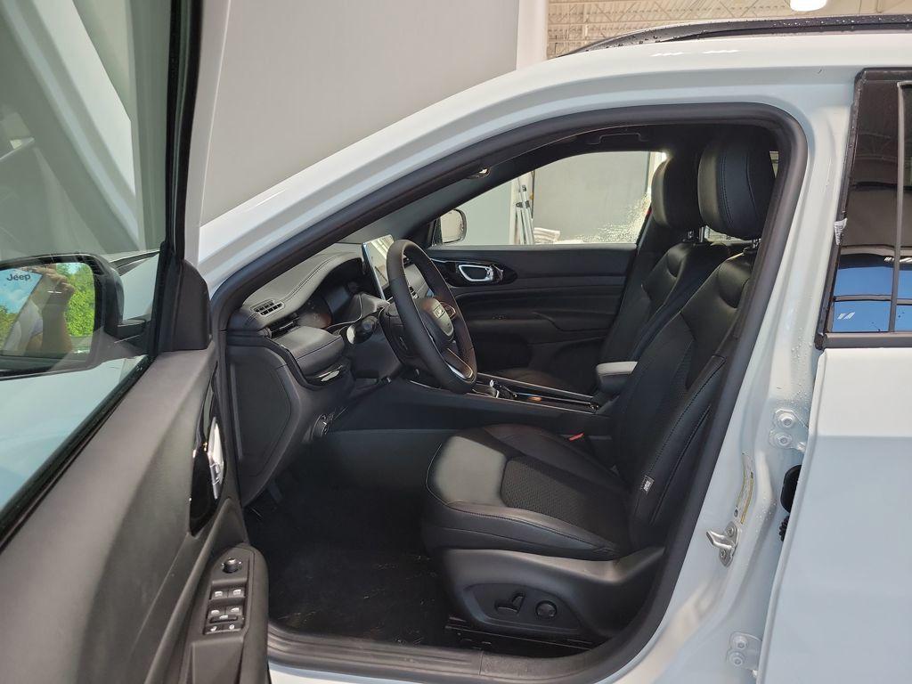 new 2026 Jeep Compass car, priced at $35,005