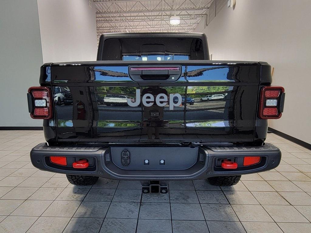 new 2024 Jeep Gladiator car, priced at $58,930