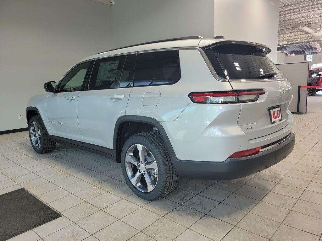 new 2025 Jeep Grand Cherokee L car, priced at $47,051
