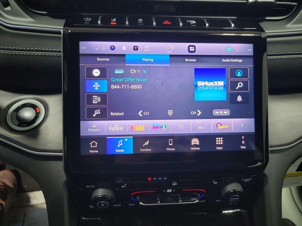 new 2025 Jeep Grand Cherokee car, priced at $47,729