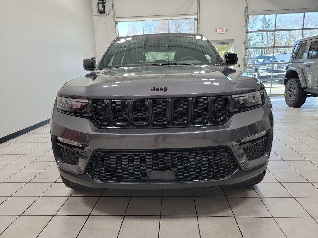 new 2025 Jeep Grand Cherokee car, priced at $47,729
