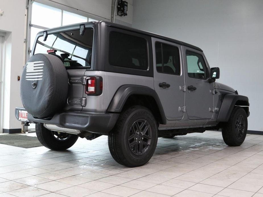used 2020 Jeep Wrangler Unlimited car, priced at $28,104