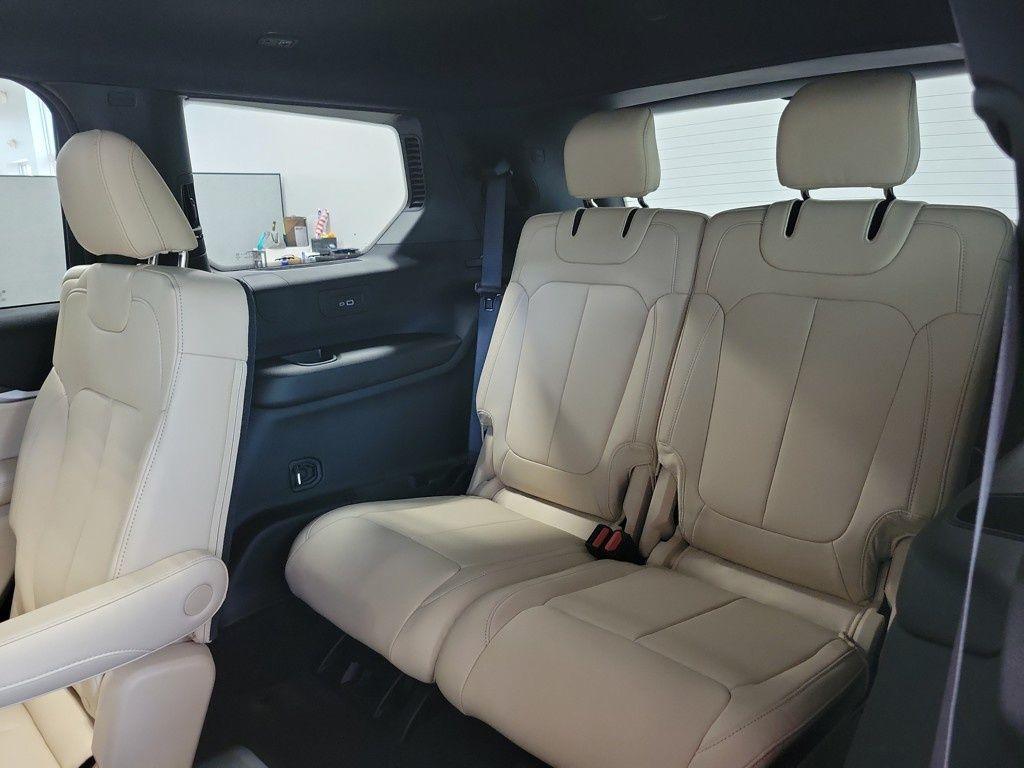 new 2025 Jeep Grand Cherokee L car, priced at $46,951