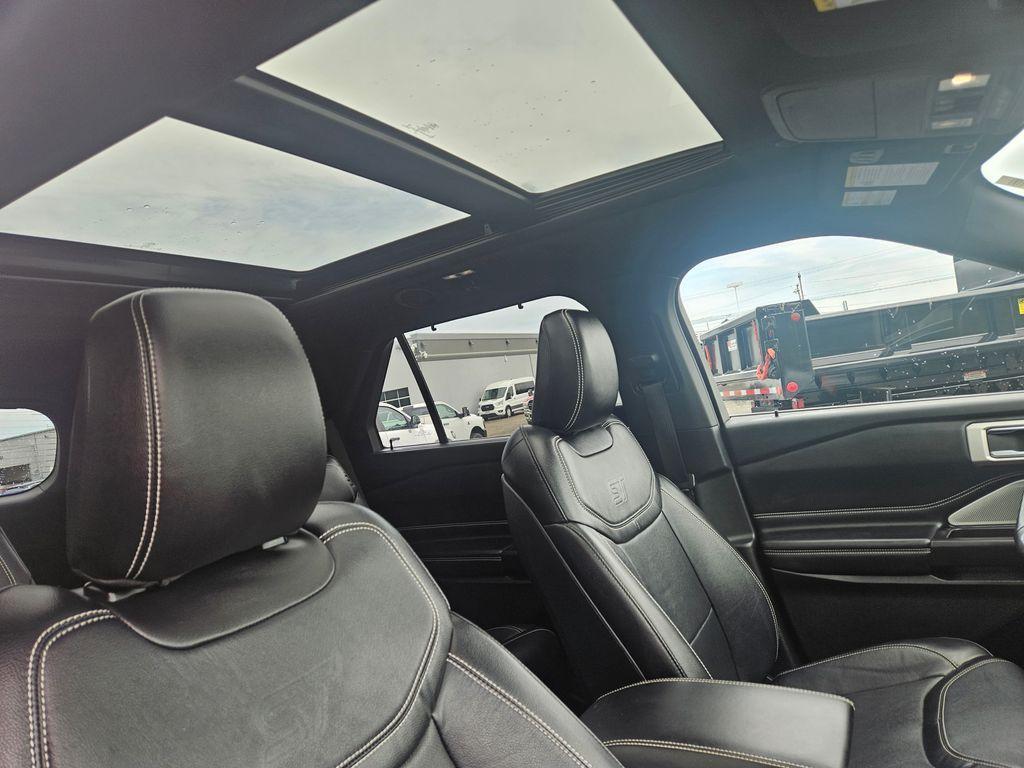 used 2020 Ford Explorer car, priced at $31,000