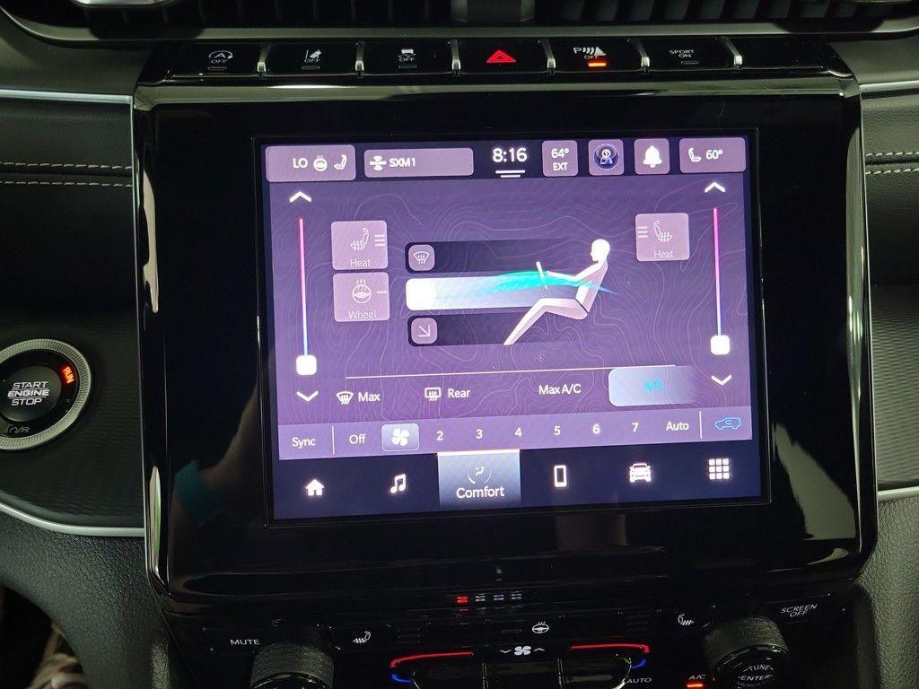 new 2025 Jeep Grand Cherokee car, priced at $38,675