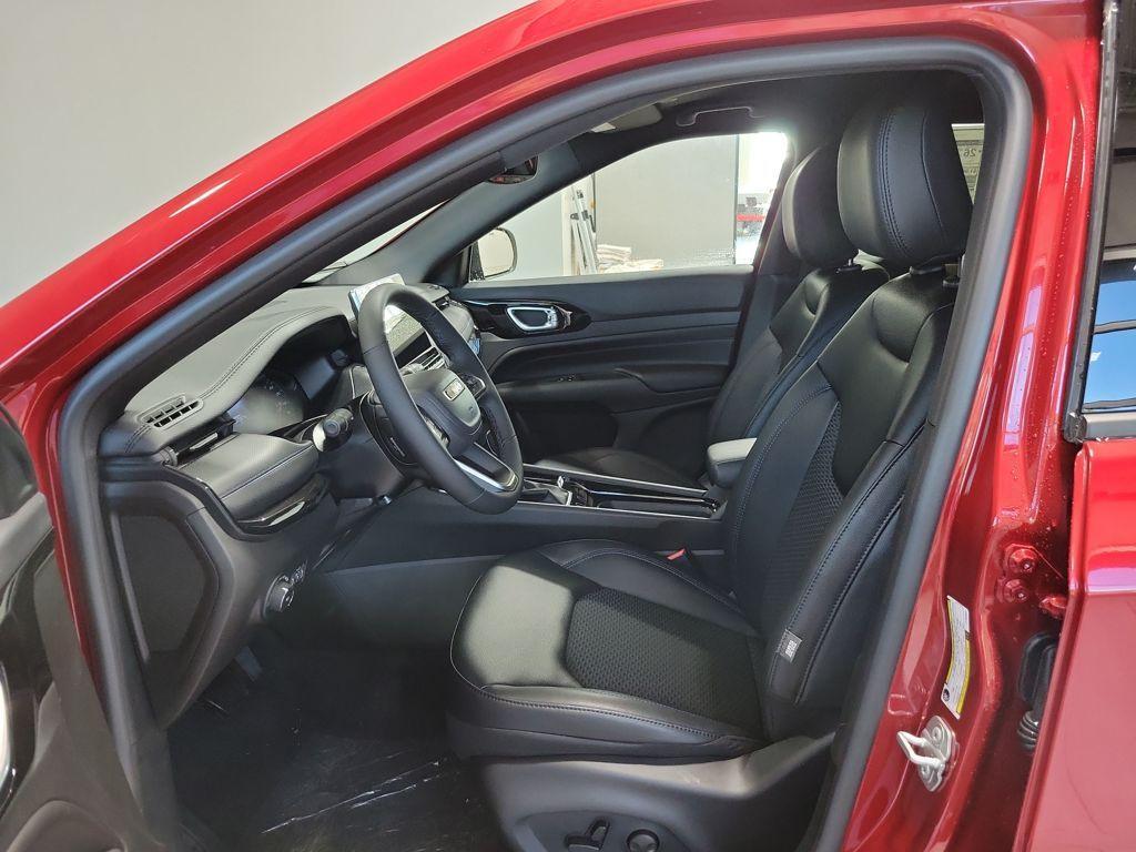 new 2026 Jeep Compass car, priced at $38,560