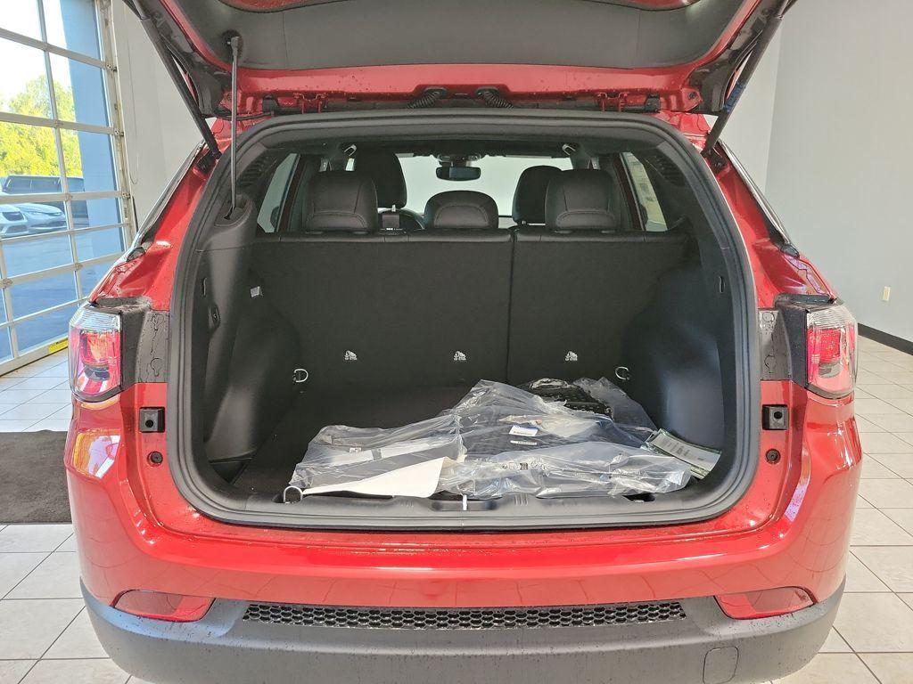 new 2026 Jeep Compass car, priced at $38,560