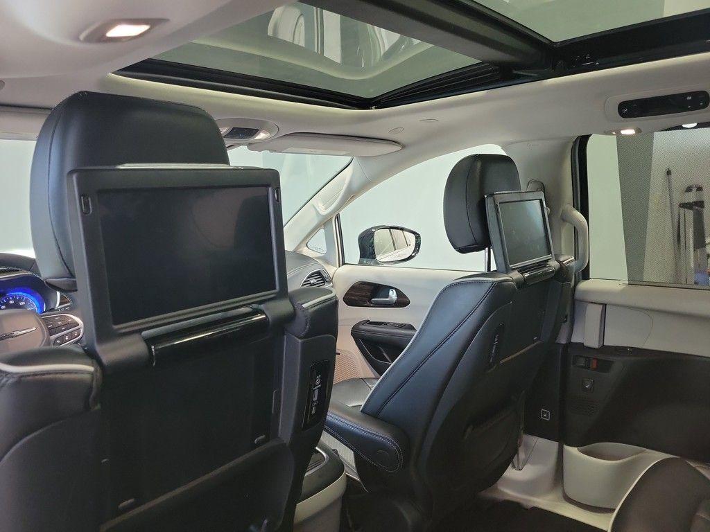 used 2024 Chrysler Pacifica car, priced at $41,500
