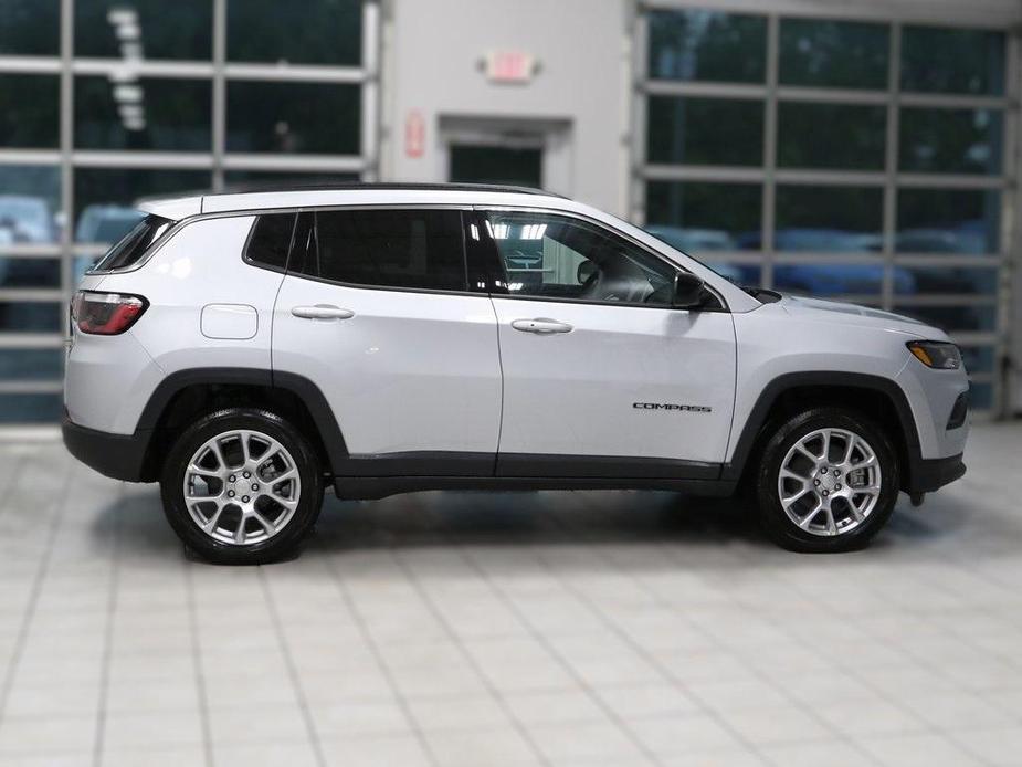 new 2024 Jeep Compass car, priced at $29,772