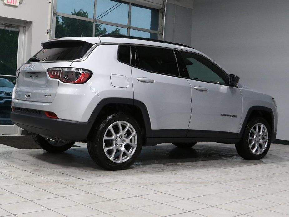 new 2024 Jeep Compass car, priced at $29,772