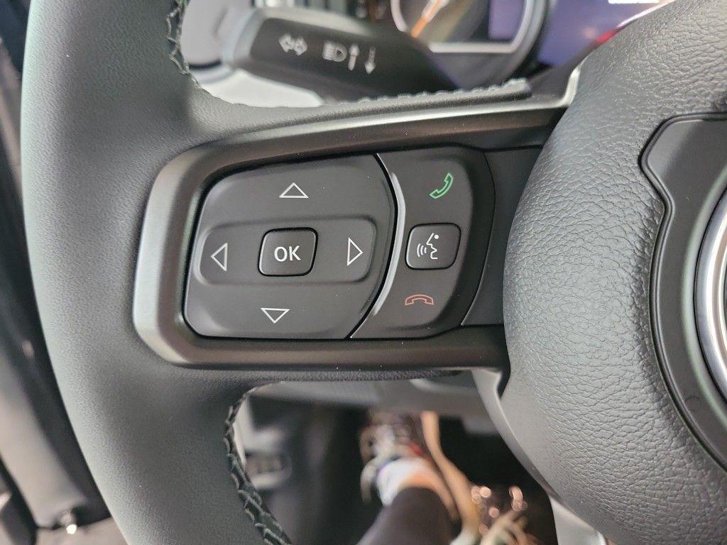 new 2025 Jeep Wrangler car, priced at $46,985