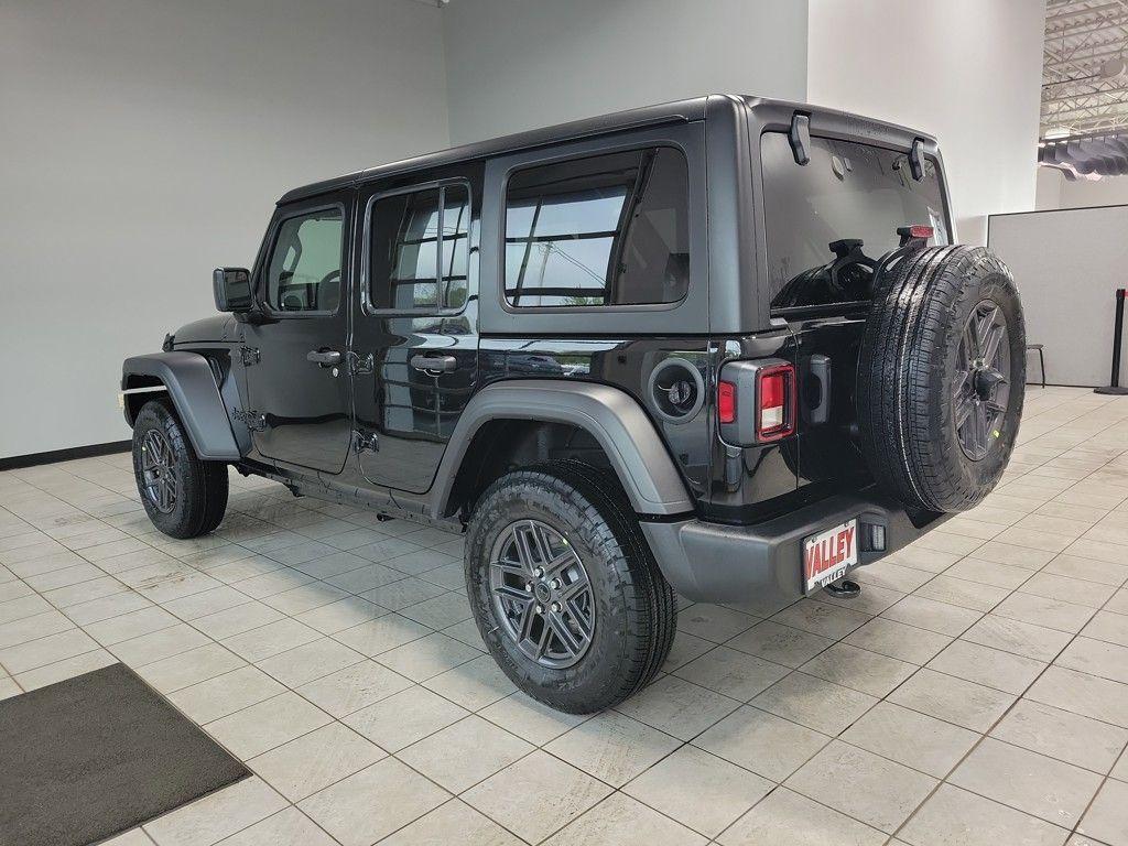 new 2025 Jeep Wrangler car, priced at $46,985