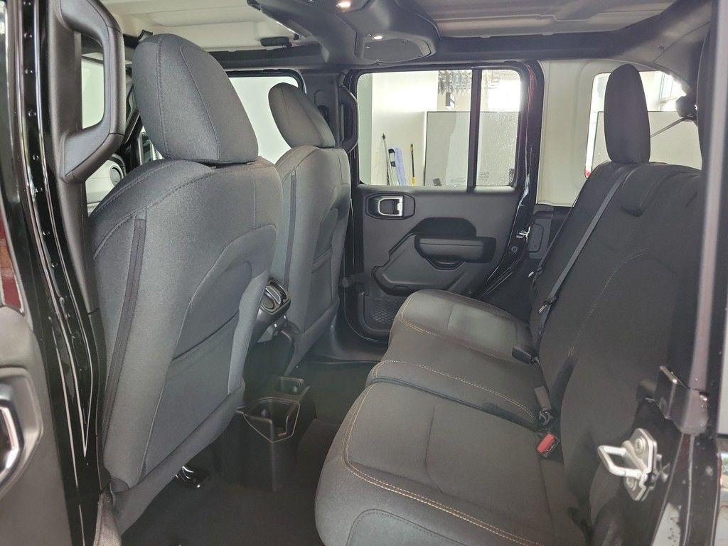 new 2025 Jeep Wrangler car, priced at $46,985