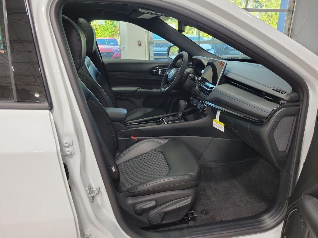 new 2026 Jeep Compass car, priced at $36,305