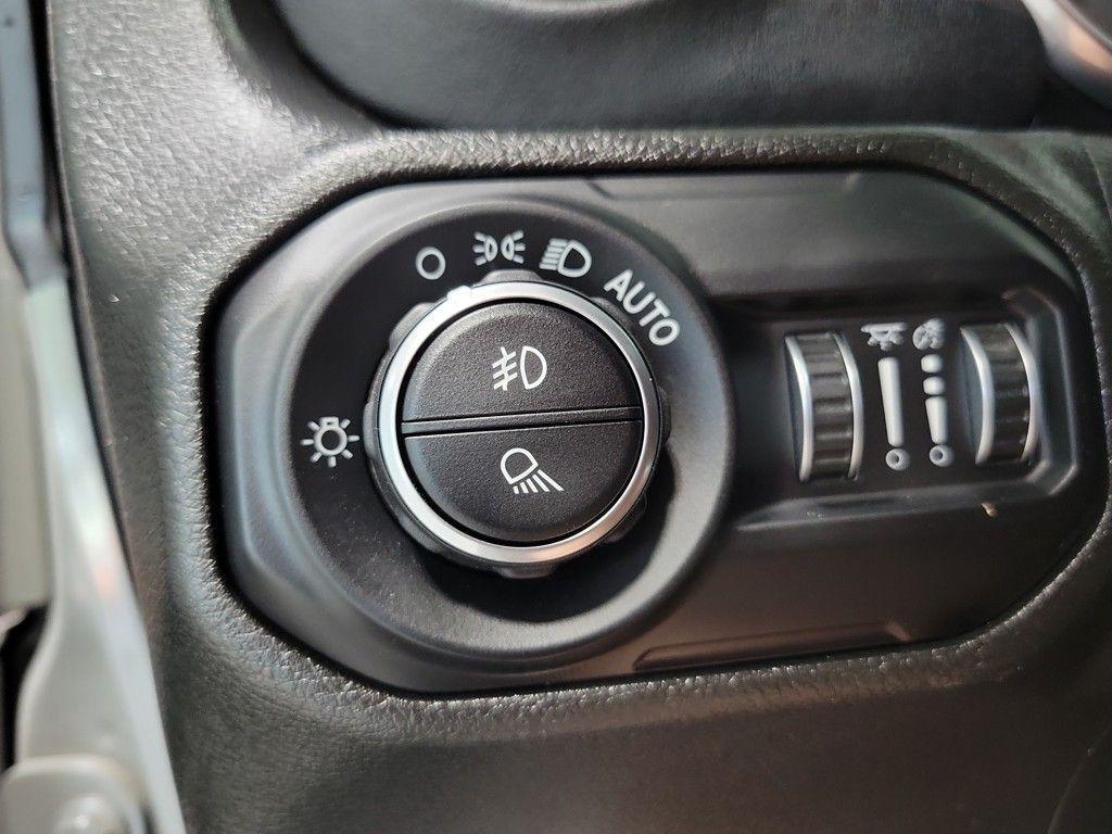 used 2022 Jeep Gladiator car, priced at $33,000