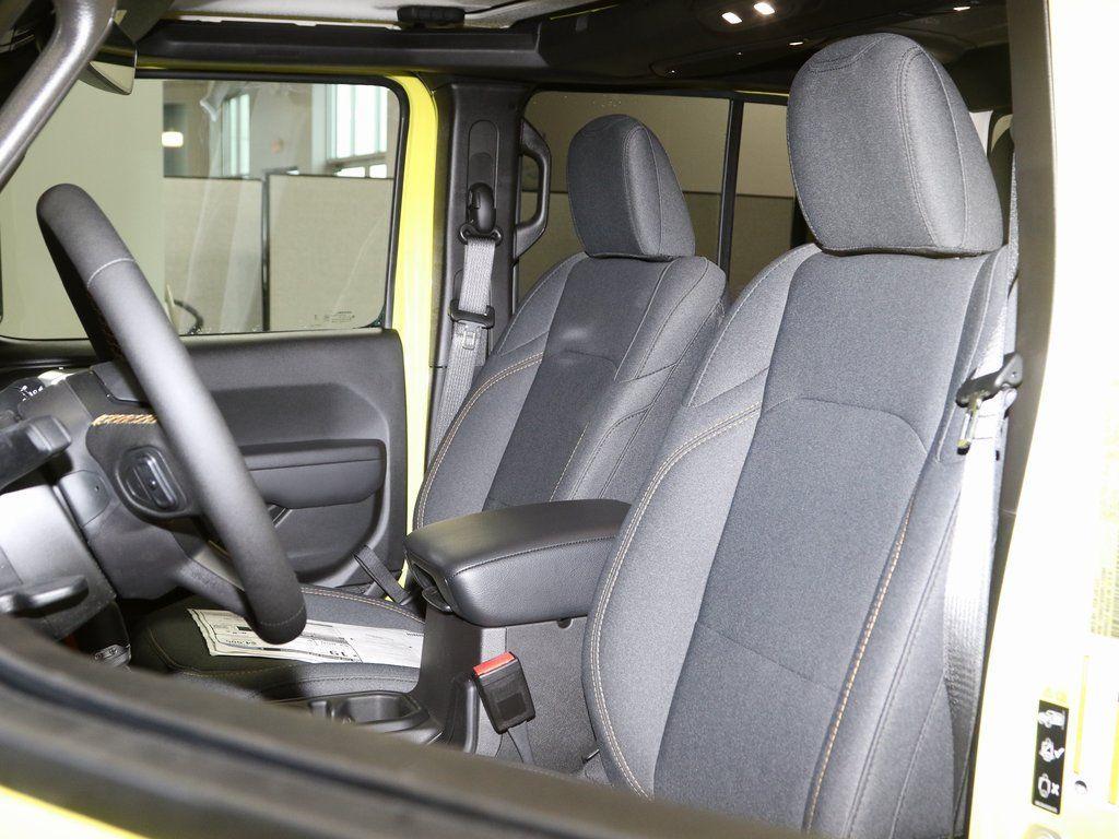 new 2024 Jeep Gladiator car, priced at $46,543
