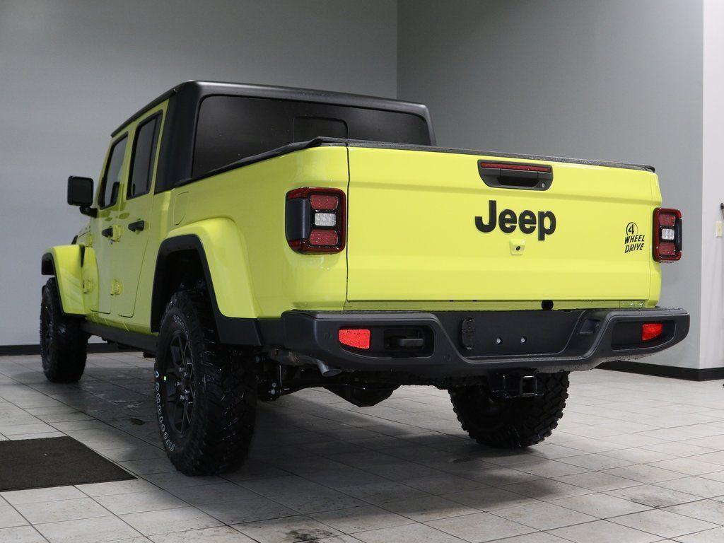 new 2024 Jeep Gladiator car, priced at $46,543