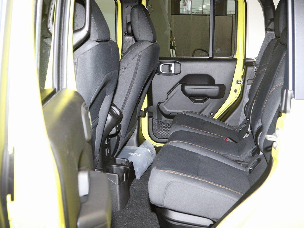 new 2024 Jeep Gladiator car, priced at $46,543